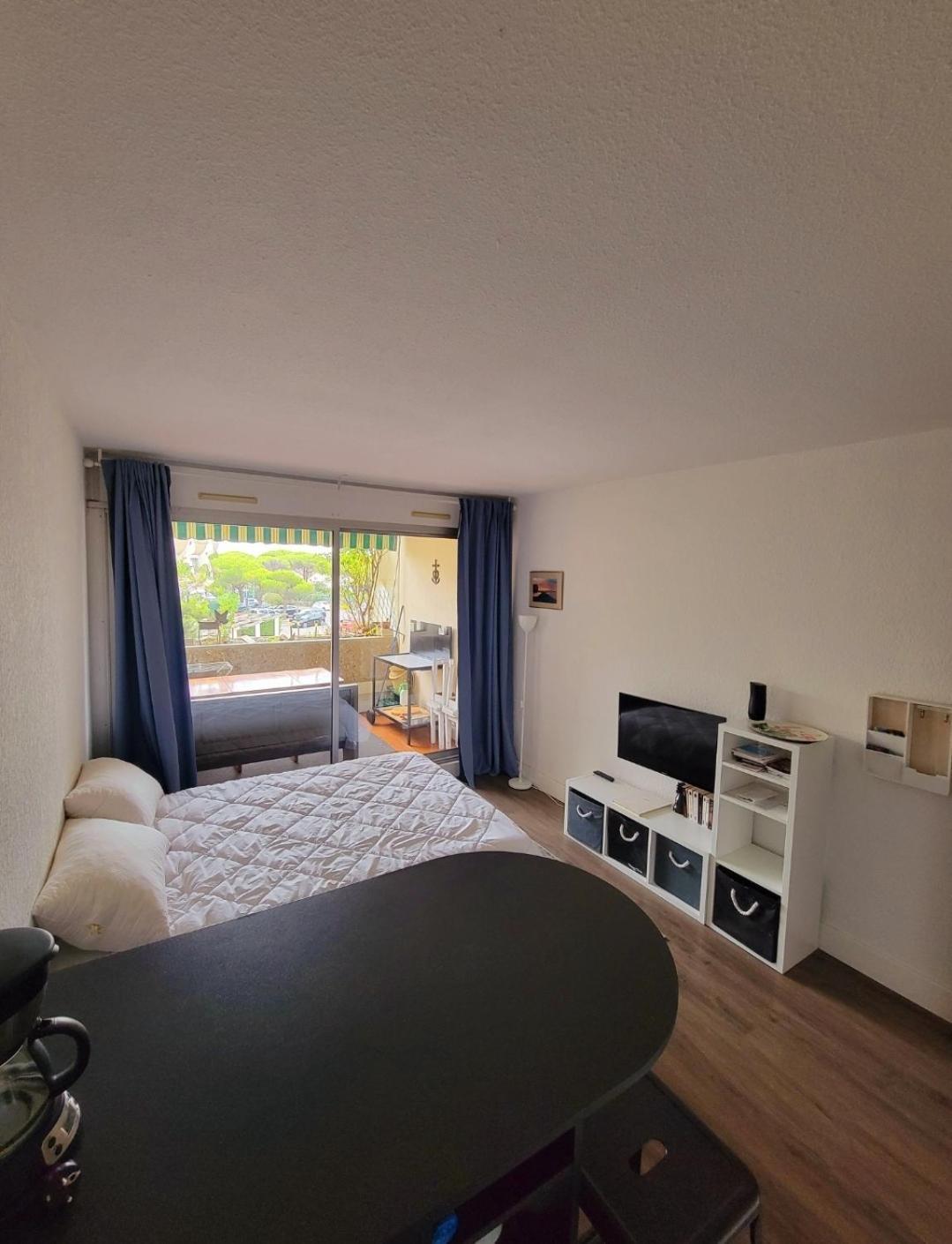Studio 237 Port Camargue, Piscine, Climatisation, 2 Personnes Льо Гро-дю-Роа Екстериор снимка