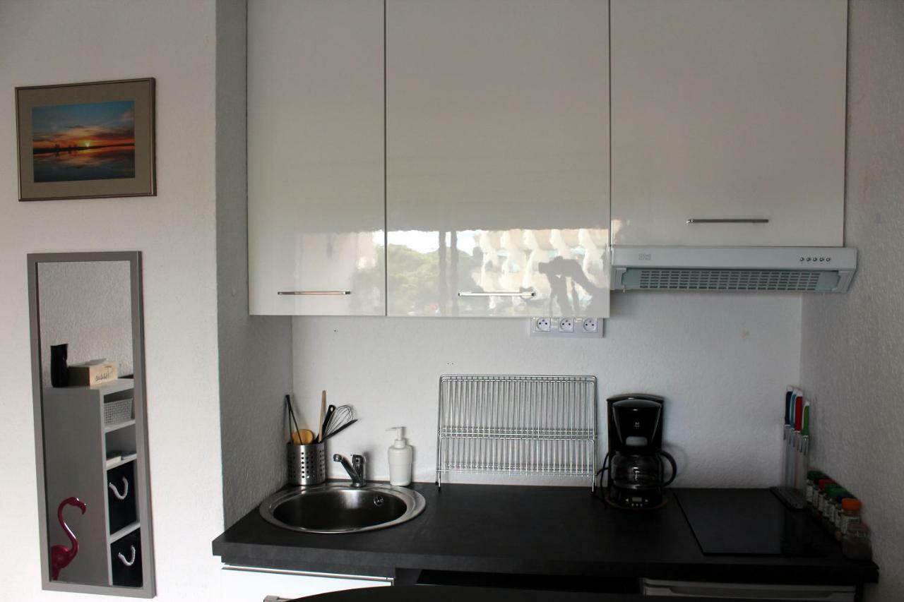 Studio 237 Port Camargue, Piscine, Climatisation, 2 Personnes Льо Гро-дю-Роа Екстериор снимка