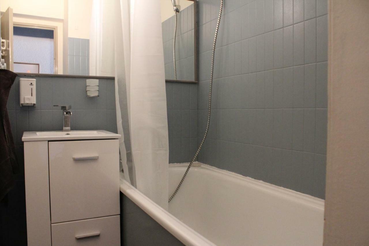 Studio 237 Port Camargue, Piscine, Climatisation, 2 Personnes Льо Гро-дю-Роа Екстериор снимка